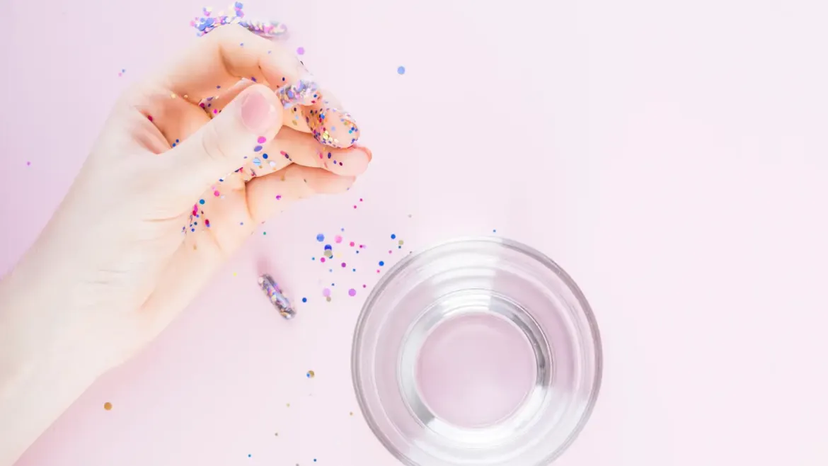 Holographic Nails